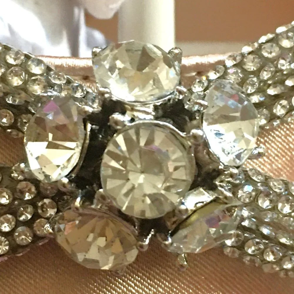 COUTGO Rhinestone Bow Champagne Satin Dress Shoes  🥂 NEW IN BOX!  🥂  Size 7.5 - Picture 8 of 12